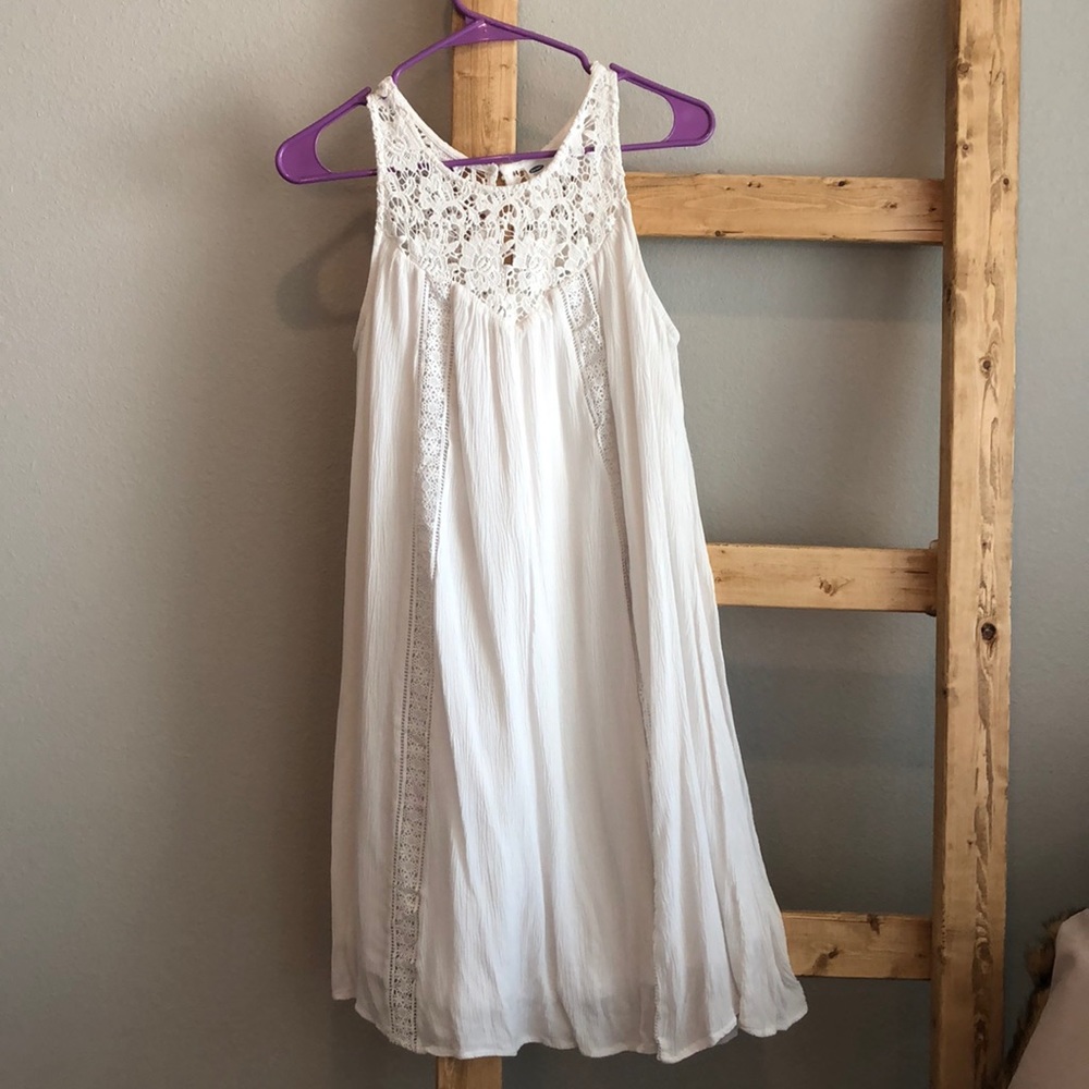 NWT size medium dress in white